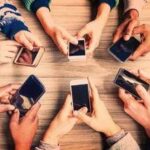 Spagna vieta i social agli under 16: nuove regole per Instagram, TikTok e Grok