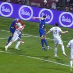 Bosnia-Italia, fallo di mano di Dzeko sul gol del pari e proteste azzurre. Cos'è successo