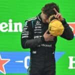 Formula 1, Antonelli in lacrime dopo il trionfo nel Gp di Cina: Lo avevo promesso all'Italia