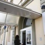 Incidente a Prato, bambina di 5 anni travolta da un'auto: è grave﻿