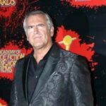 La star di 'La Casa' Bruce Campell rivela di avere il cancro: Ma non temete, sono un vecchio figlio...