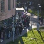 Meningite, salgono a 20 i casi in Inghilterra: ora vaccino per 5mila studenti