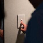 Ora legale e risparmio, sulla bolletta non pesa solo l'illuminazione