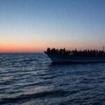 Migranti, 19 morti al largo di Lampedusa per ipotermia: cinque gravi tra cui un bambino