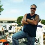 Morto Darrell Sheets, la star di 'Affari al buio' aveva 67 anni